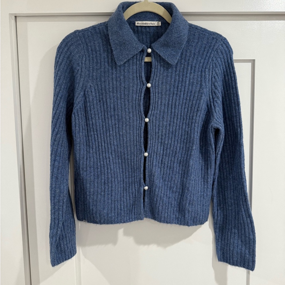 Abercrombie & Fitch Blue Ribbed Cardigan